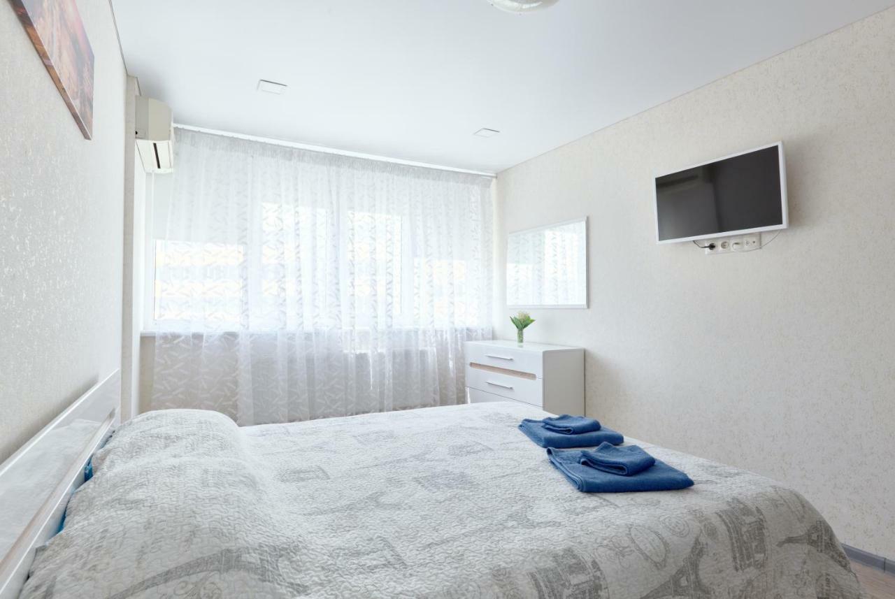 088 Apartment Near Airport Zhulyan Kiev Ngoại thất bức ảnh